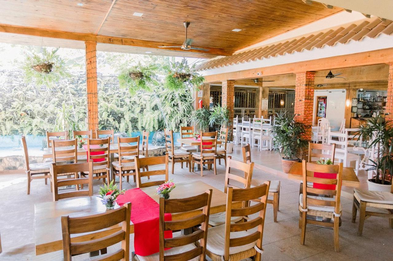 Rancho Guacamayos Hotel & Restaurantes Bonao Kültér fotó