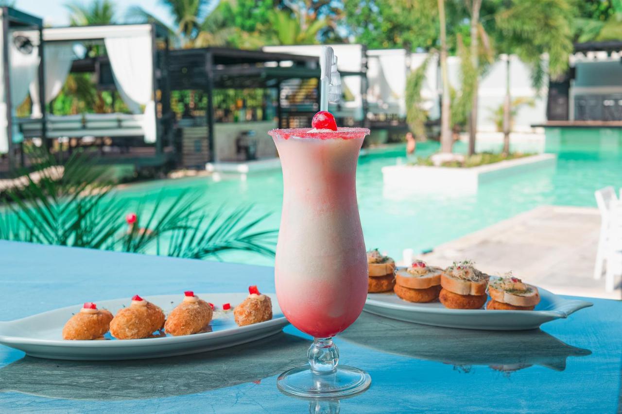 Rancho Guacamayos Hotel & Restaurantes Bonao Kültér fotó