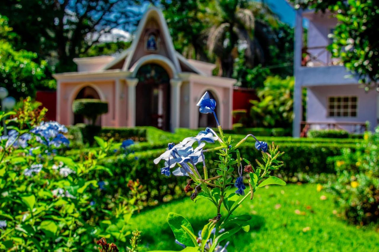 Rancho Guacamayos Hotel & Restaurantes Bonao Kültér fotó