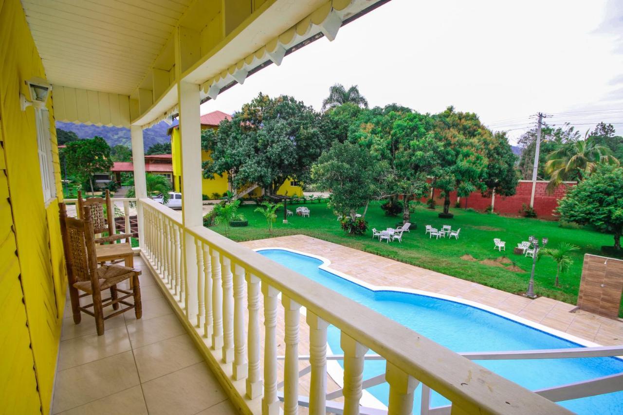 Rancho Guacamayos Hotel & Restaurantes Bonao Kültér fotó